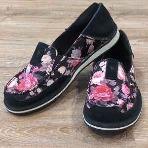 🌺🌼🌹🌻Women's Ariat Cruisers Black and Pink Floral Loafers size 7.5 B🌺🌼🌹🌻